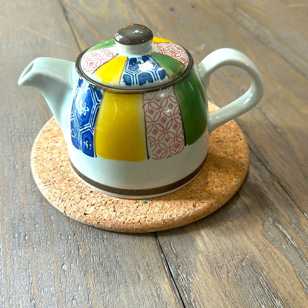 Japanese ceramic tea pot